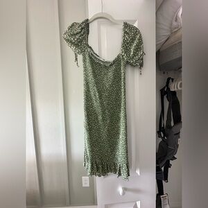 MATERNITY Elegant Green Floral Dress